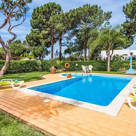 Vargues Villa Quarteira