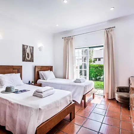 Vargues Villa
